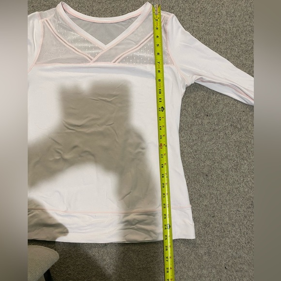 Lululemon just breathe long sleeve size 8 - Picture 10 of 13